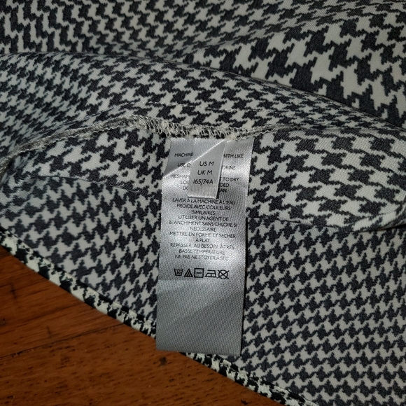 Urban Outfitters Optical Illusion Houndstooth Skirt With Slit - Picture 7 of 11